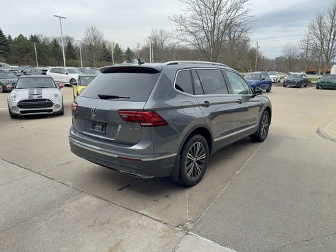Used 2019 Volkswagen Tiguan SEL image 4