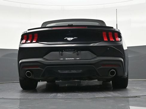 Used 2024 Ford Mustang Premium RWD image 30