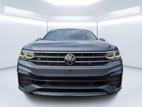 Used 2022 Volkswagen Tiguan SEL R-Line AWD/4WD image 6