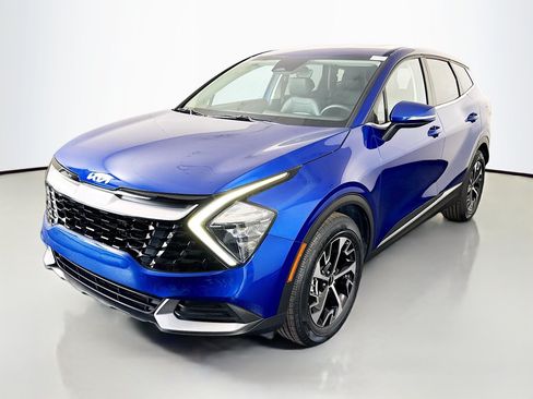 Used 2023 Kia Sportage EX FWD image 4