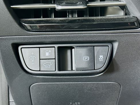 Used 2024 Kia EV6 Wind w/ Wind Technology Package AWD/4WD image 17