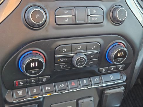 Used 2020 Chevrolet Silverado 3500 LTZ w/ LTZ Premium Package image 26