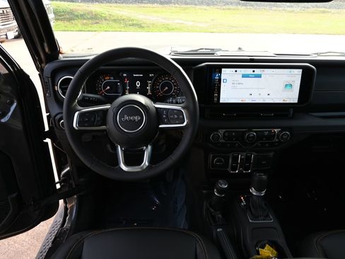 New 2025 Jeep Wrangler Sahara image 19