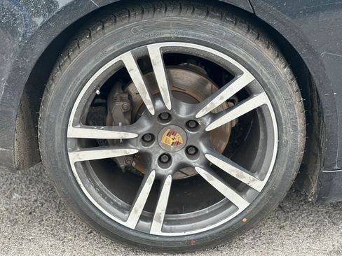 Used 2015 Porsche Panamera image 26
