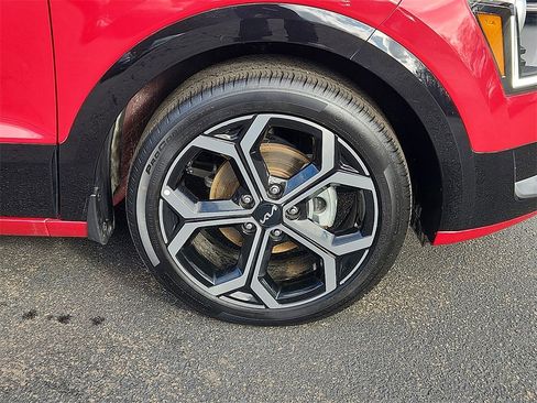 Certified 2024 Kia Niro EX Touring image 8