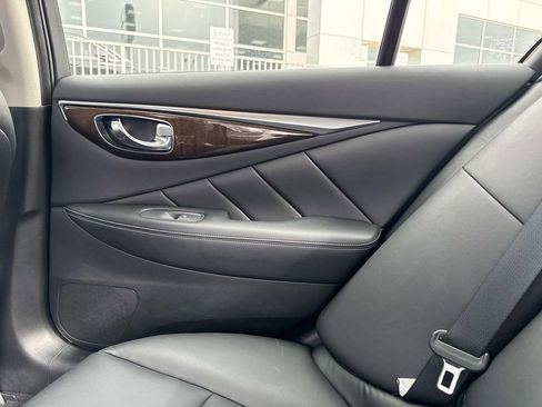Used 2019 INFINITI Q50 Luxe w/ Essential Package (3.0T Luxe) image 13