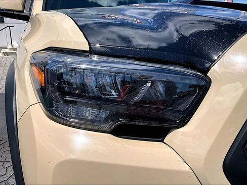 Used 2016 Toyota Tacoma TRD Off-Road w/ Towing Package image 32