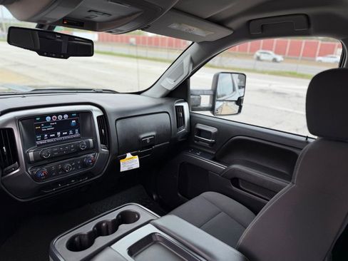 Used 2016 Chevrolet Silverado 2500 LT w/ LT Convenience Package AWD/4WD image 14