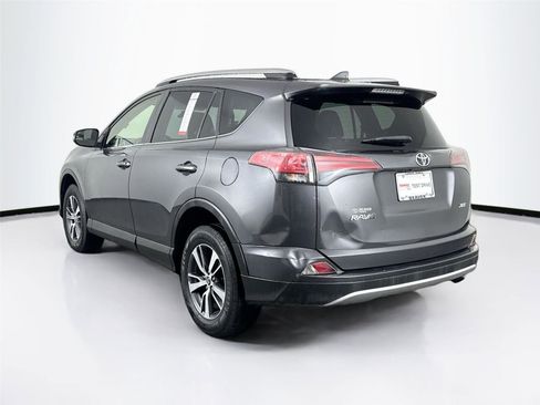 Used 2016 Toyota RAV4 XLE image 8
