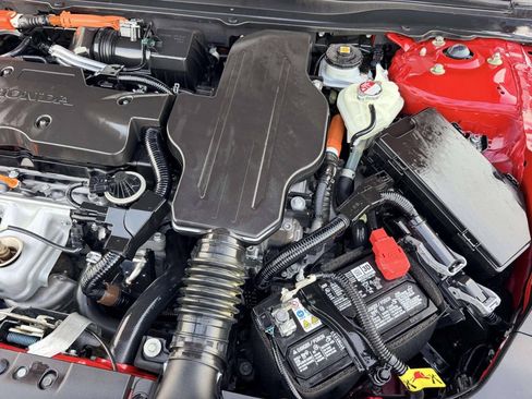 Used 2022 Honda Accord Sport image 10