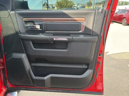 Used 2017 RAM 1500 Laramie AWD/4WD image 89