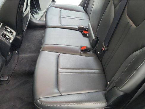 Used 2024 Kia Sorento S image 21