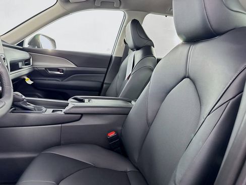 New 2026 Toyota Grand Highlander XLE image 32