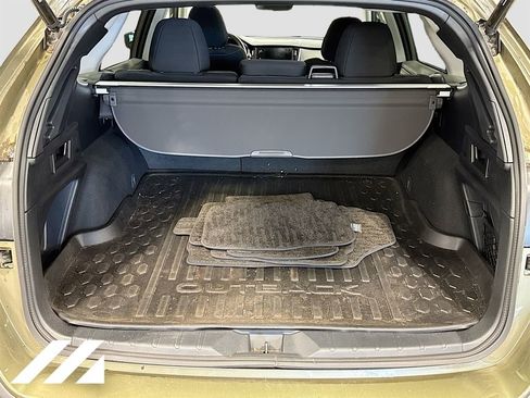Used 2024 Subaru Outback Premium AWD/4WD image 28
