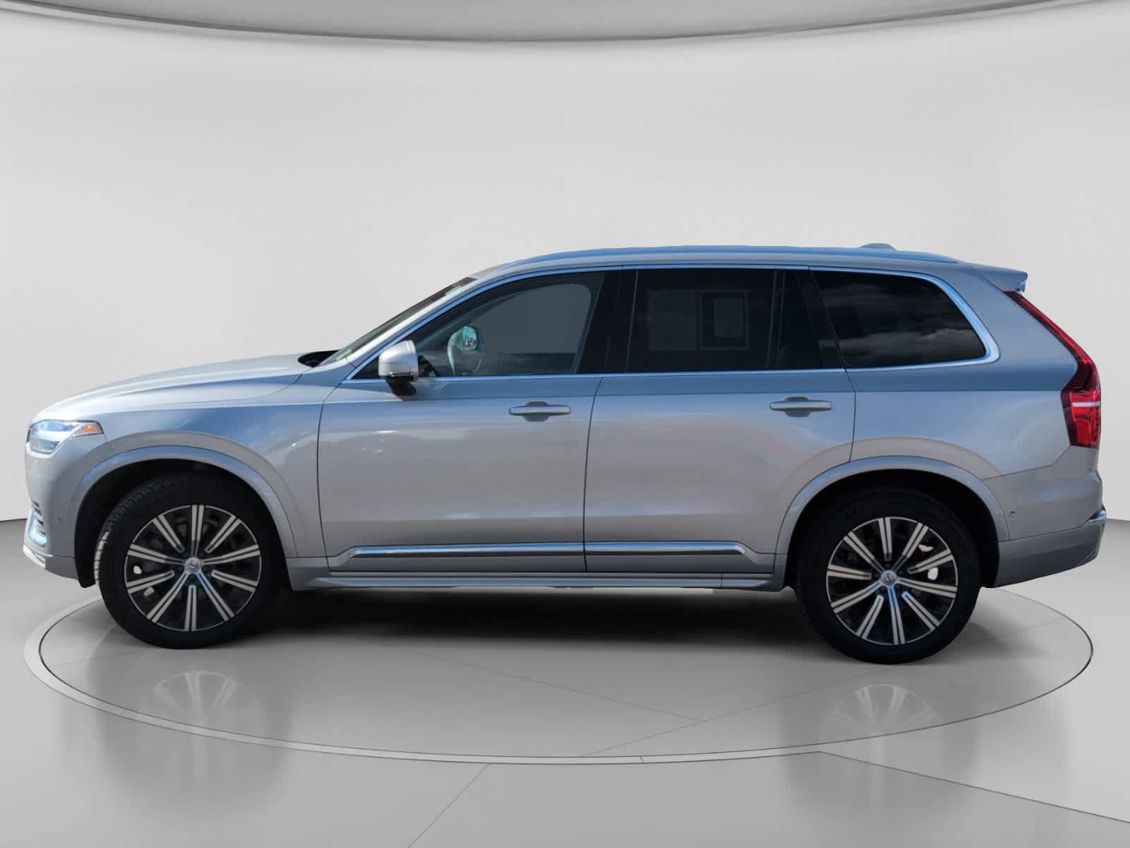 Used 2024 Volvo XC90 B6 Plus w/ Protection Package Premier AWD/4WD image 5