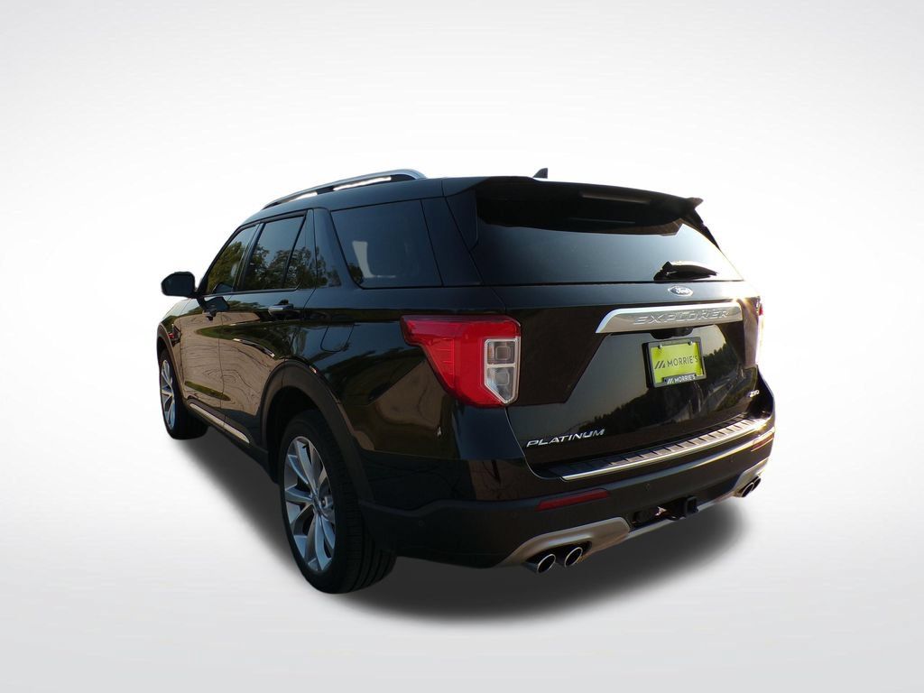Used 2021 Ford Explorer Platinum w/ Equipment Group 601A AWD/4WD image 3