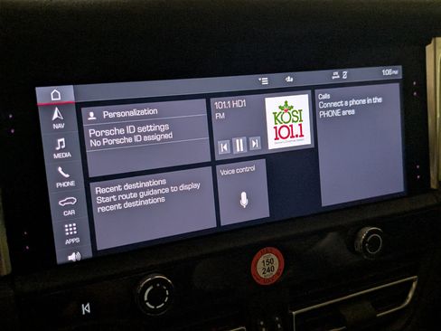 Used 2023 Porsche Macan image 36