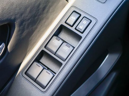 New 2026 Nissan Frontier SV w/ Tow Package AWD/4WD image 14