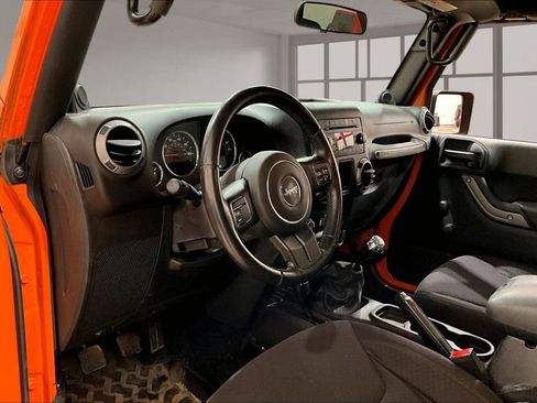 Used 2013 Jeep Wrangler Sport AWD/4WD image 15
