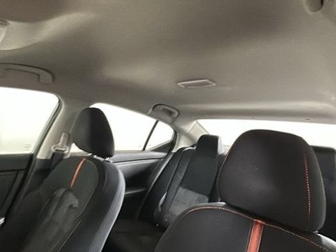 Used 2023 Nissan Sentra SR FWD image 12