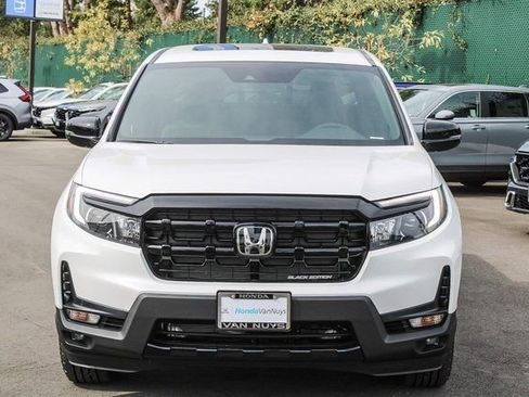 New 2026 Honda Ridgeline Black Edition image 2