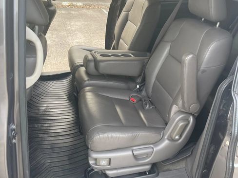 Used 2014 Honda Odyssey EX-L image 19
