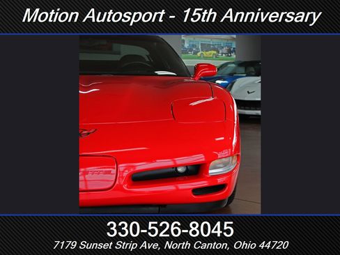Used 2004 Chevrolet Corvette Coupe w/ Preferred Equipment Group RWD image 6