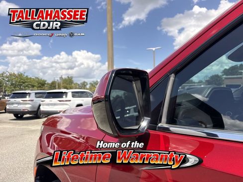 Used 2023 Chevrolet Tahoe LS RWD image 11