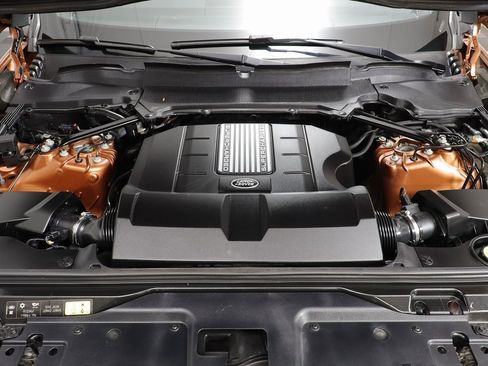 Used 2018 Land Rover Discovery HSE Luxury image 24