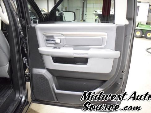 Used 2018 RAM 1500 Big Horn AWD/4WD image 28
