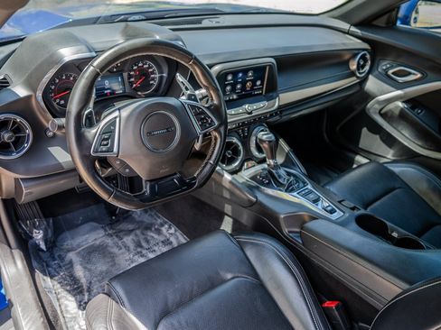 Used 2020 Chevrolet Camaro LT RWD image 14
