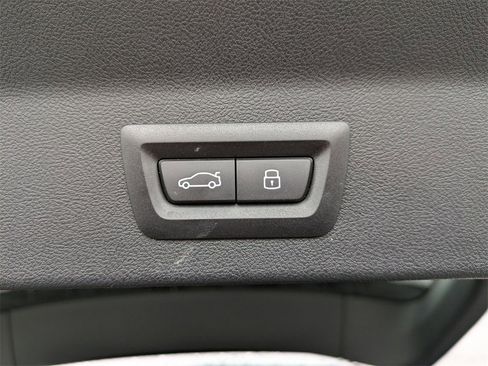 Certified 2024 BMW X3 M40i w/ Premium Package image 22