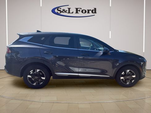 Used 2026 Kia Sportage LX FWD image 9