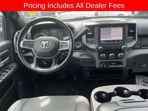 Used 2024 RAM 3500 Big Horn AWD/4WD image 16