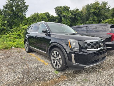 Used 2020 Kia Telluride EX w/ EX Premium Package AWD/4WD image 5