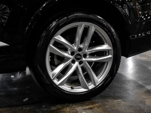 Used 2018 Audi Q7 3.0T Prestige image 48