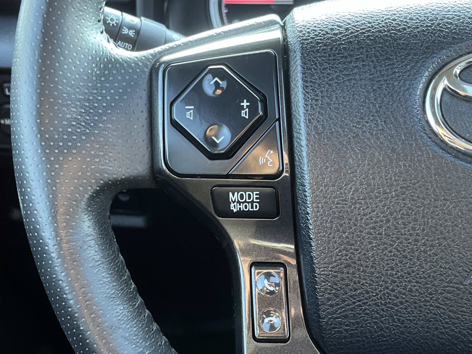 Used 2022 Toyota 4Runner TRD Pro AWD/4WD image 40