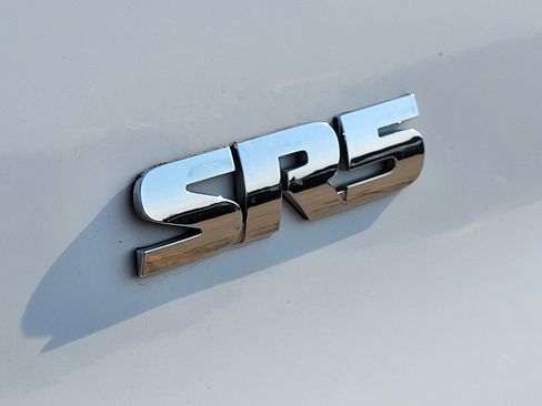 Used 2017 Toyota 4Runner SR5 AWD/4WD image 9