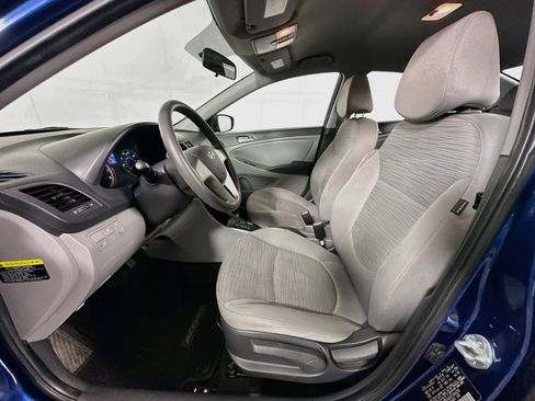 Used 2015 Hyundai Accent GLS FWD image 13