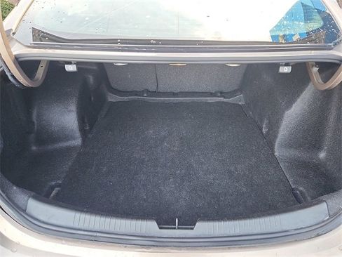 Used 2018 Chevrolet Malibu LT w/ Leather Package image 30