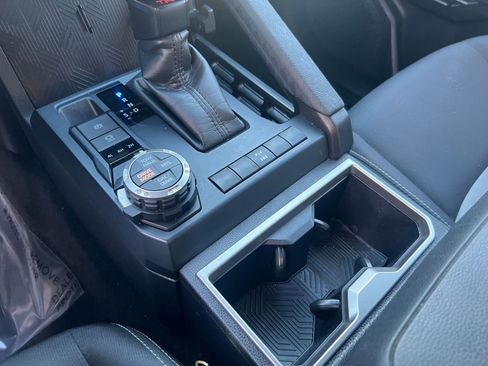 Used 2025 Nissan Altima 2.5 SR image 35