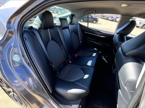 Used 2023 Toyota Camry SE w/ Blackout Package (TMS) image 21