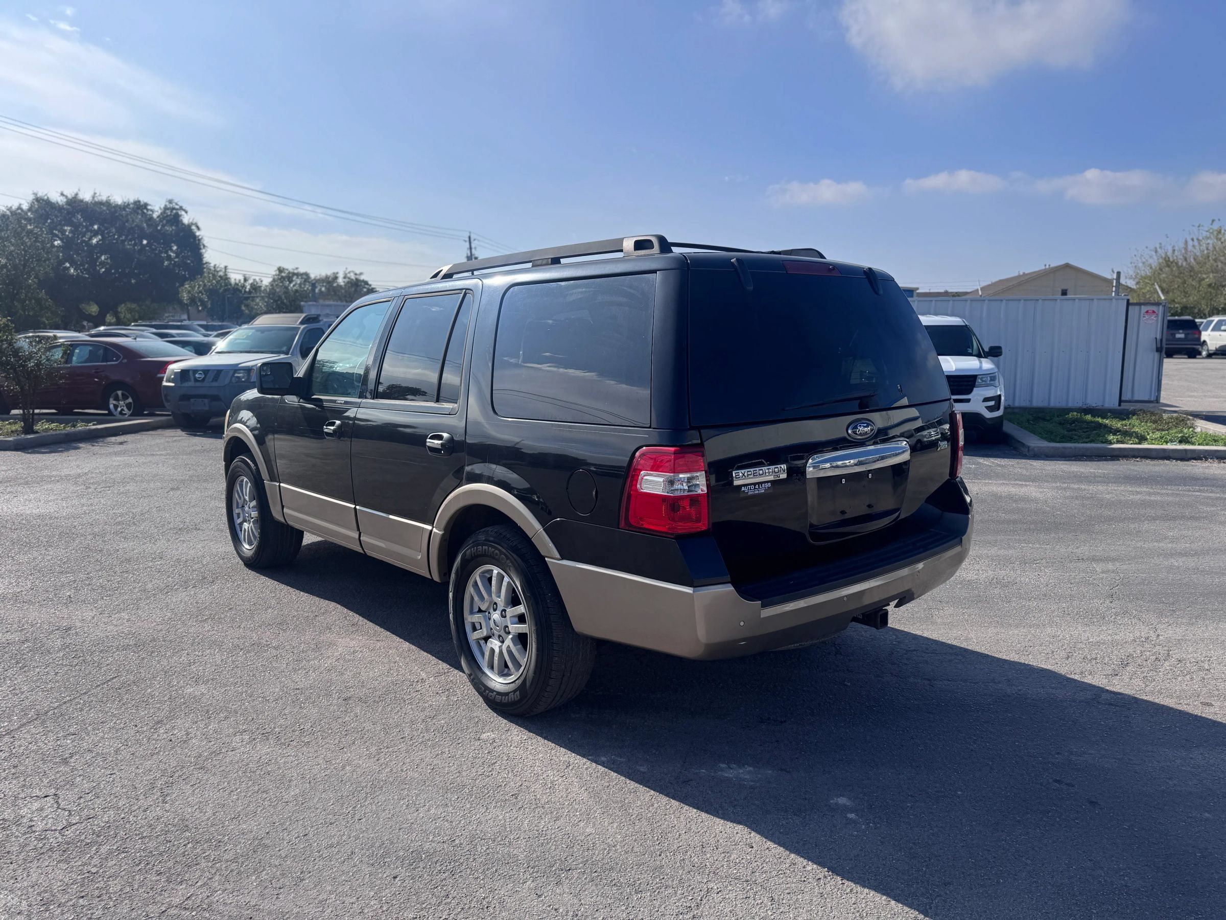 Used 2013 Ford Expedition 2WD image 7