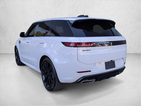 New 2026 Land Rover Range Rover Sport Dynamic SE image 8
