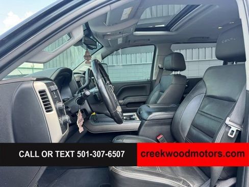 Used 2019 GMC Sierra 2500 Denali w/ Duramax Plus Package AWD/4WD image 8