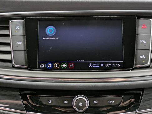 Used 2023 Buick Enclave Essence AWD/4WD image 34