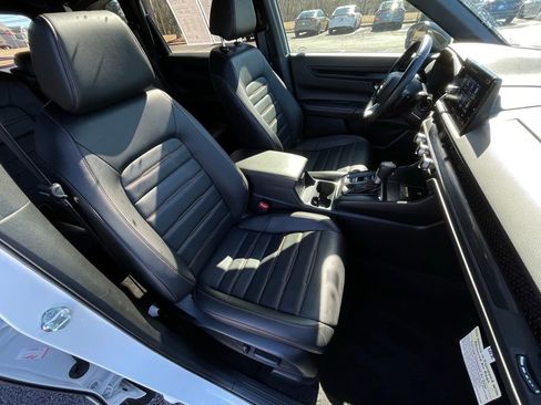 Certified 2025 Honda CR-V Sport-L image 33