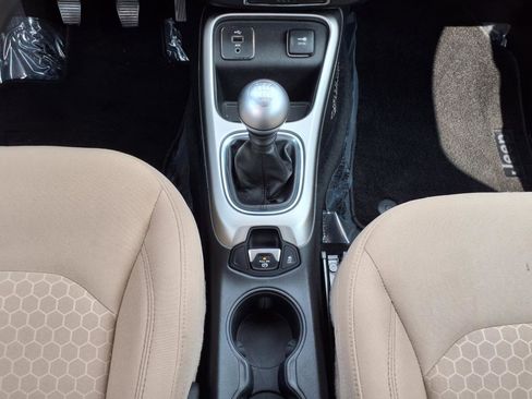 Used 2018 Jeep Compass Sport image 20