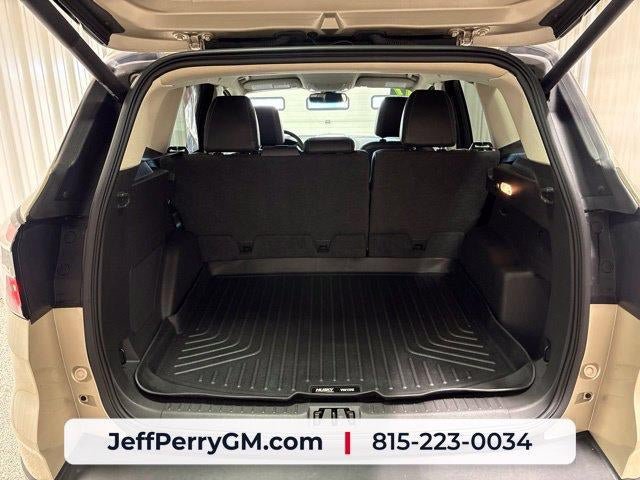 Used 2017 Ford Escape Titanium FWD image 29