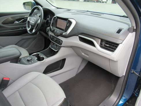 Used 2020 GMC Terrain SLT w/ Preferred Package image 11